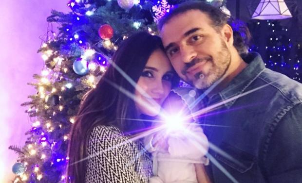 Comparte Dulce María foto de su bebé en Navidad