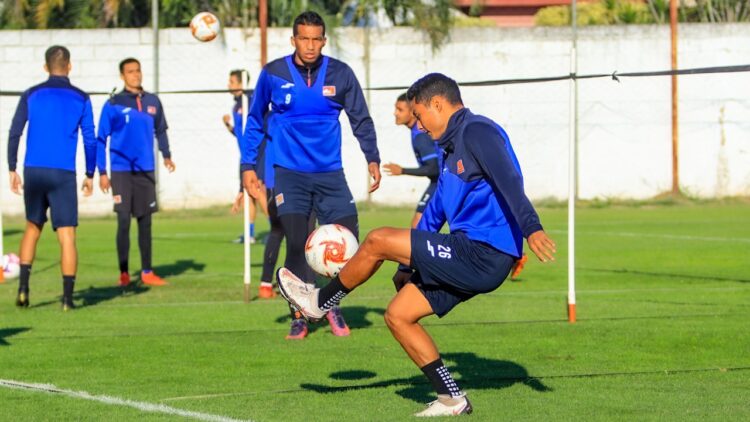 Fortalece Correcaminos preparación