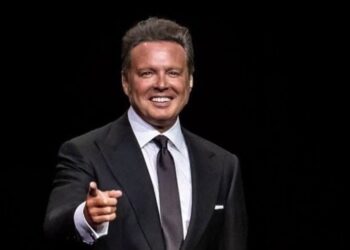 Luis Miguel lanzará su propia disquera, marca de ropa y joyería