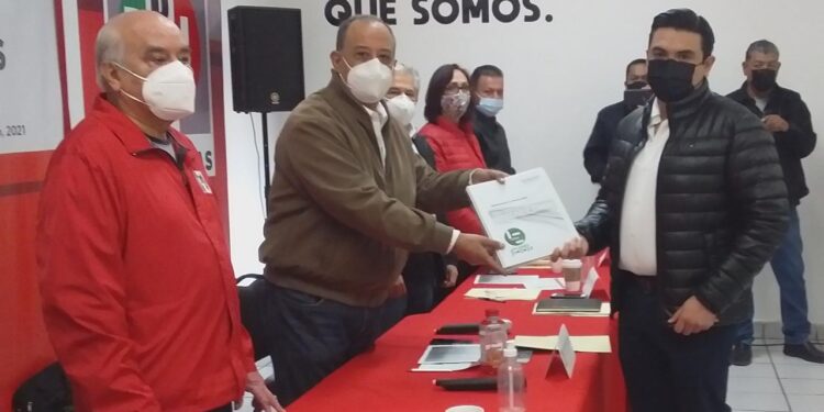 Registra PRI aspirantes a candidatos para 24 de las 43 alcaldías en Tamaulipas