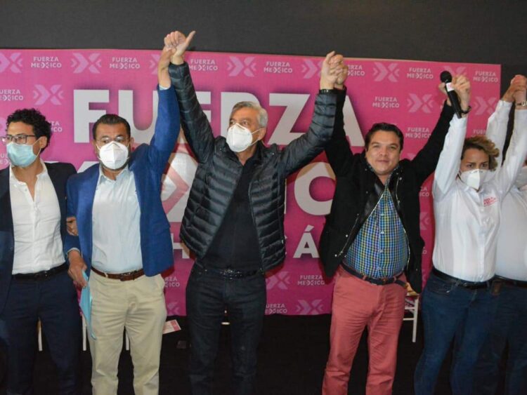 Cristóbal Arias es precandidato de Fuerza por México en Michoacán