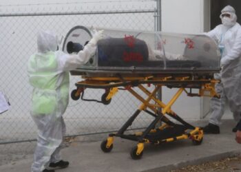 Muere posible portador de nueva cepa de covid-19 en NL