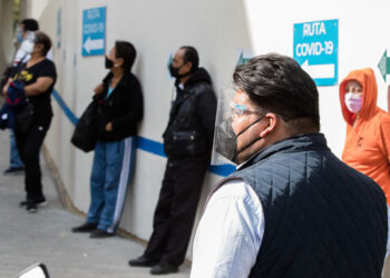 México supera las 135 mil muertes por covid-19