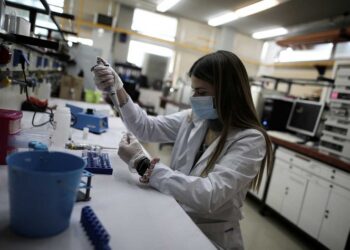 E484K: la variante más preocupante por posible resistencia a vacunas