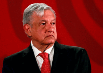 No es militarizar, es reforzar la vigilancia en los puertos: AMLO