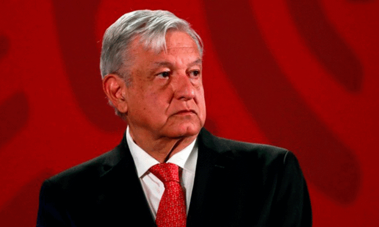 No es militarizar, es reforzar la vigilancia en los puertos: AMLO