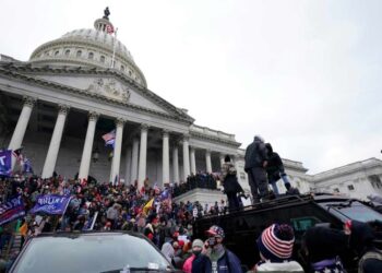 Departamento de Justicia de EU inicia investigación sobre asalto al Capitolio