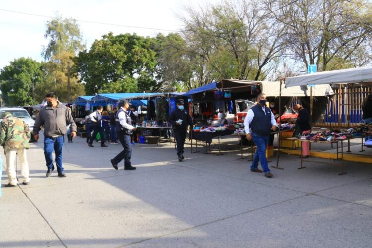 Verifican medidas sanitarias contra Covid en los tianguis de Cd. Victoria