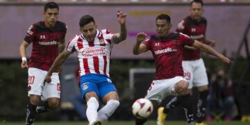 Chivas y Toluca empatan 1-1 en Guadalajara