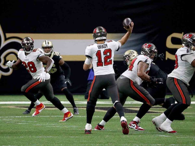 Brady y los Bucaneros zarpan a la final de conferencia