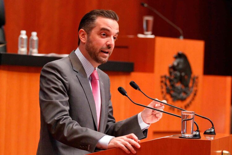 FGR cita a senador Lavalle Maury por señalamientos de Lozoya