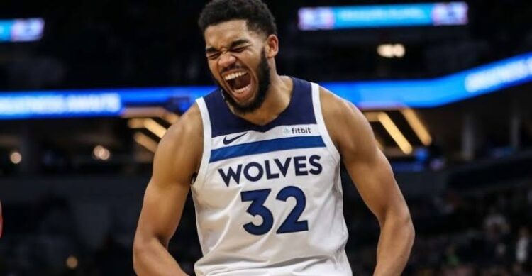 Karl-Anthony Towns fue hospitalizado tras ser atropellado por un conductor ebrio