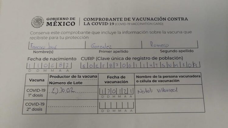 Líder del Hospital “Carlos Canseco” ordenó vacunar a su hijo contra COVID