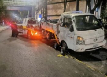 Camioneta volcada llevaba más de una tonelada de cocaína