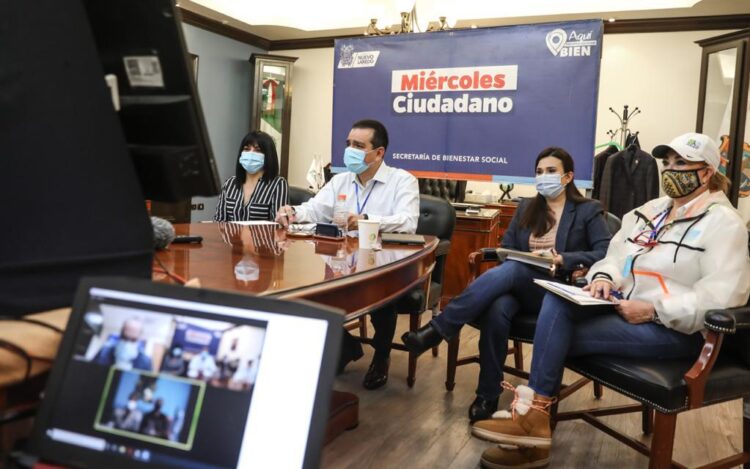 Atiende Enrique Rivas en ‘Miércoles Ciudadano’ peticiones de 3 colonias