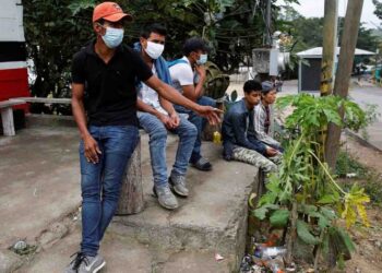 Biden pone fin a programa de Trump que enviaba migrantes a México