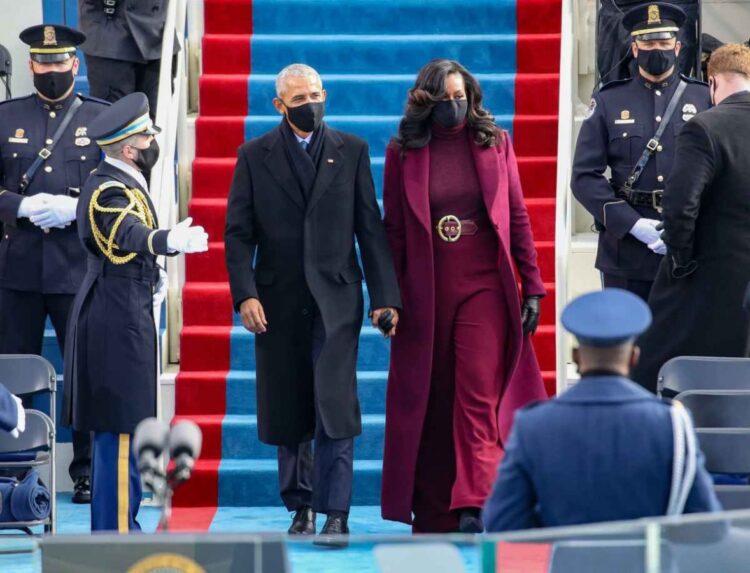Michelle Obama halagada por su look en ceremonia de Biden