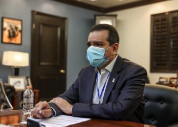 Exhortan a población a utilizar medios  digitales para consulta y asesoría médica