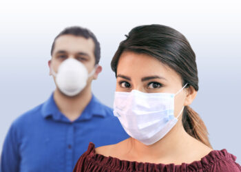 ¿El uso de cubrebocas debe evolucionar debido a las nuevas variantes?