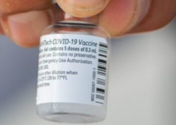 Arranca vacunación a profesores en Campeche