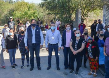 Atiende Rivas peticiones en  colonias La Paz, La Fe y CNOP