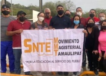 Demandan maestros pagos rezagados de escuelas de tiempo completo