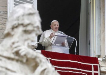 Papa Francisco cancela compromisos por dolor de ciática