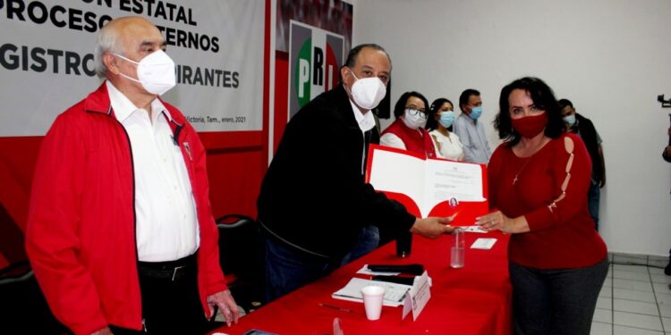 Recibe PRI 9 solicitudes de aspirantes a Diputados Federales por Tamaulipas