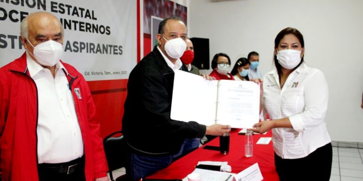 Recibe PRI 9 solicitudes de aspirantes a Diputados Federales por Tamaulipas