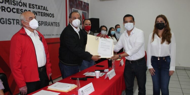 Recibe PRI 9 solicitudes de aspirantes a Diputados Federales por Tamaulipas