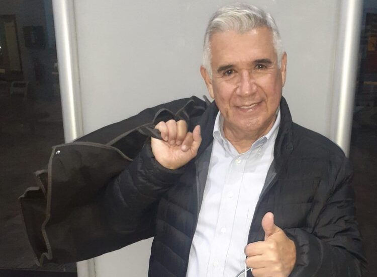 Anuncia Felipe Garza intención en candidatura a diputado federal