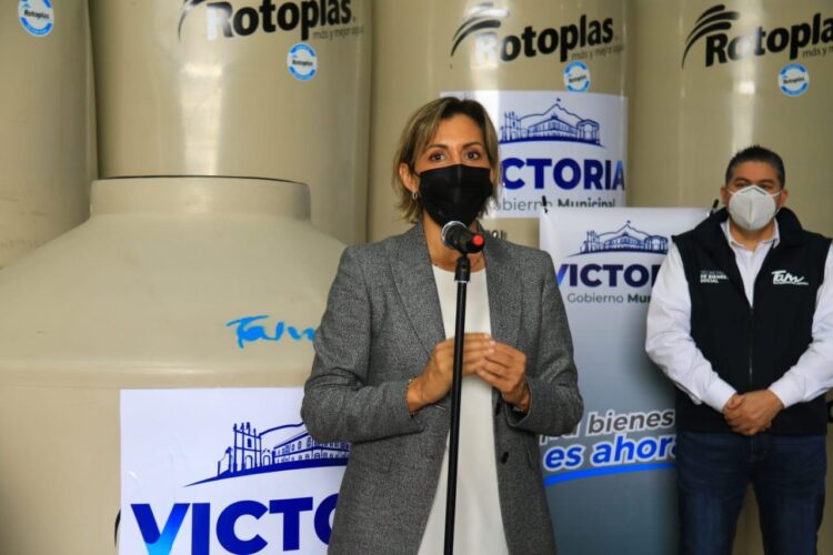 Gestiona alcaldesa Pilar Gómez apoyos para victorenses