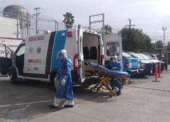 Traslada PCyB en ambulancia  hasta 9 pacientes Covid al día