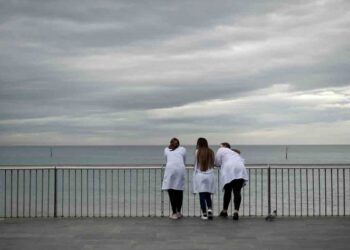 España solicitará prueba PCR a viajeros provenientes de México