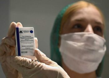 Insiste Nuevo León en buscar instalar laboratorio que produzca vacuna rusa