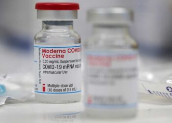 Segunda dosis de Moderna puede aplicarse hasta 6 semanas después