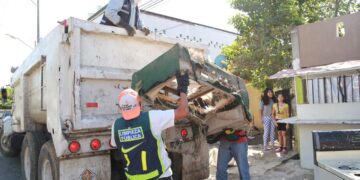 Lleva alcaldesa Pilar Gómez descacharrización a 13 colonias de Victoria