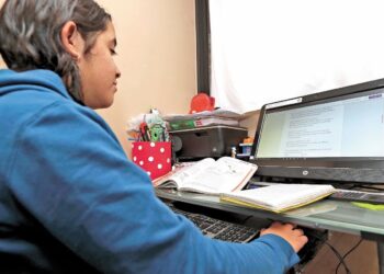 Darán del 8 al 26 de febrero tarjeta  a las y los becados por primera vez