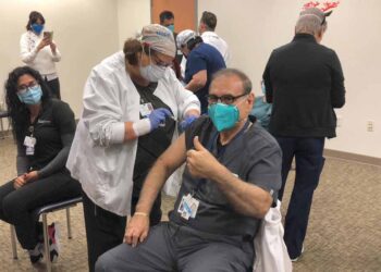 Departamento de Salud de Laredo recibe 5 mil vacuna contra el COVID-19