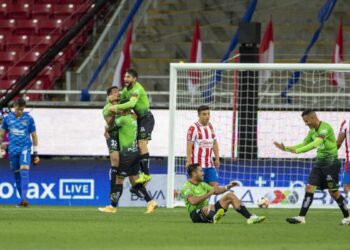 Chivas de Guadalajara cae 1-2 ante Bravos de Cd. Juárez