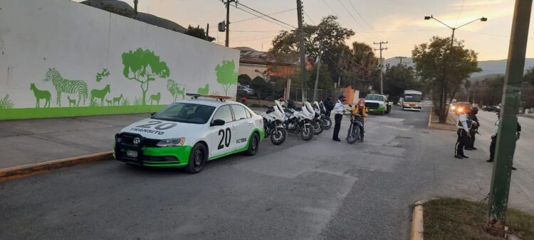 Promueve Tránsito uso de casco entre motociclistas