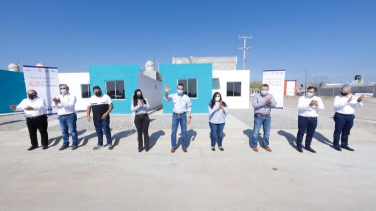 Entrega Rivas viviendas en sector El Progreso de Nuevo Laredo