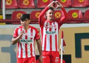 El Necaxa consigue su primera victoria del torneo