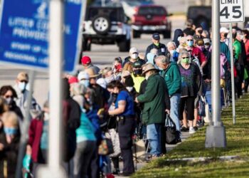 Proyectan lograr “inmunidad de rebaño” en EU al final del verano