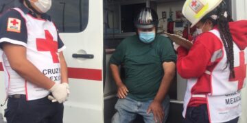 Empleada lesiona a motociclista en choque