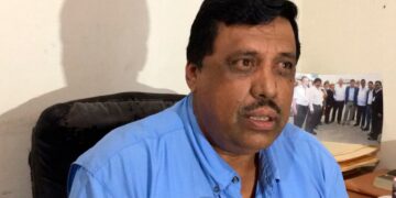 Acusan maestros abandono del SNTE