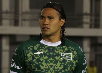 Carlos ‘Gullit’ Peña jugará con el FAS de El Salvador