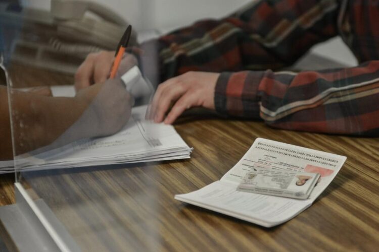 Actualizan costo de pasaportes