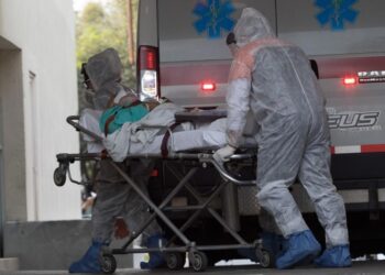 México rebasa las 129 mil muertes por covid-19