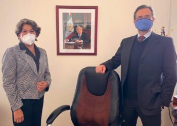 Inicia entrega-recepción Esteban-Delfina en la SEP